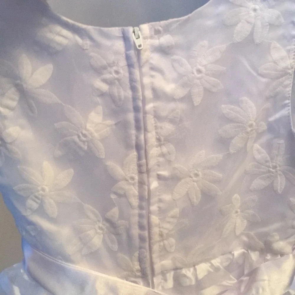 Children’s Place white special occasion dress 6X